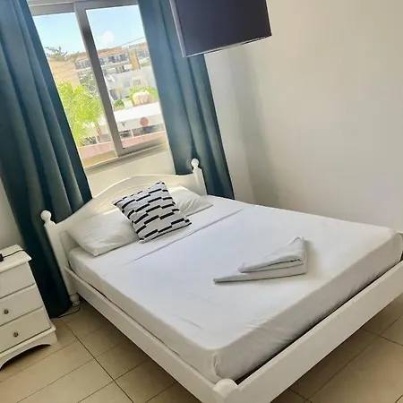 아파트 Eliza At Pernera *