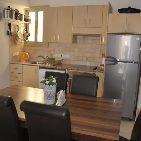 Apartament Eliza At Pernera