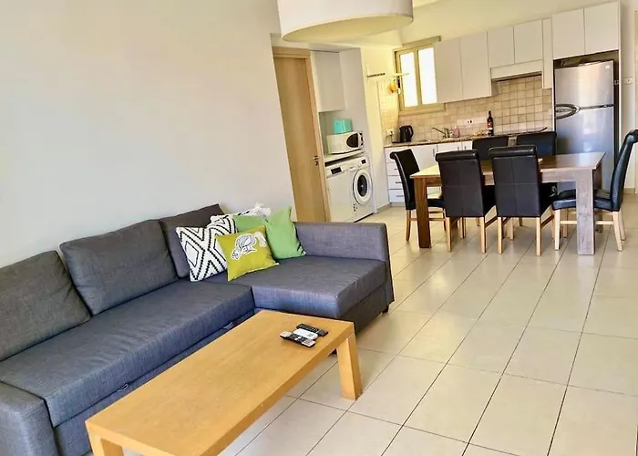 Eliza At Pernera Protaras